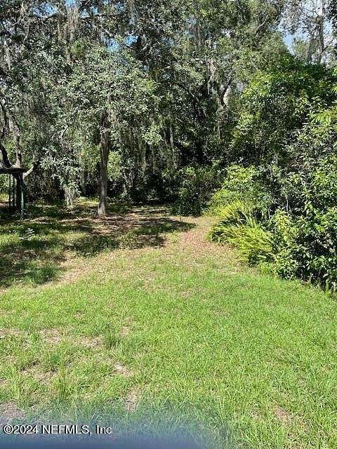 0.84 Acres of Land for Sale in Keystone Heights, Florida