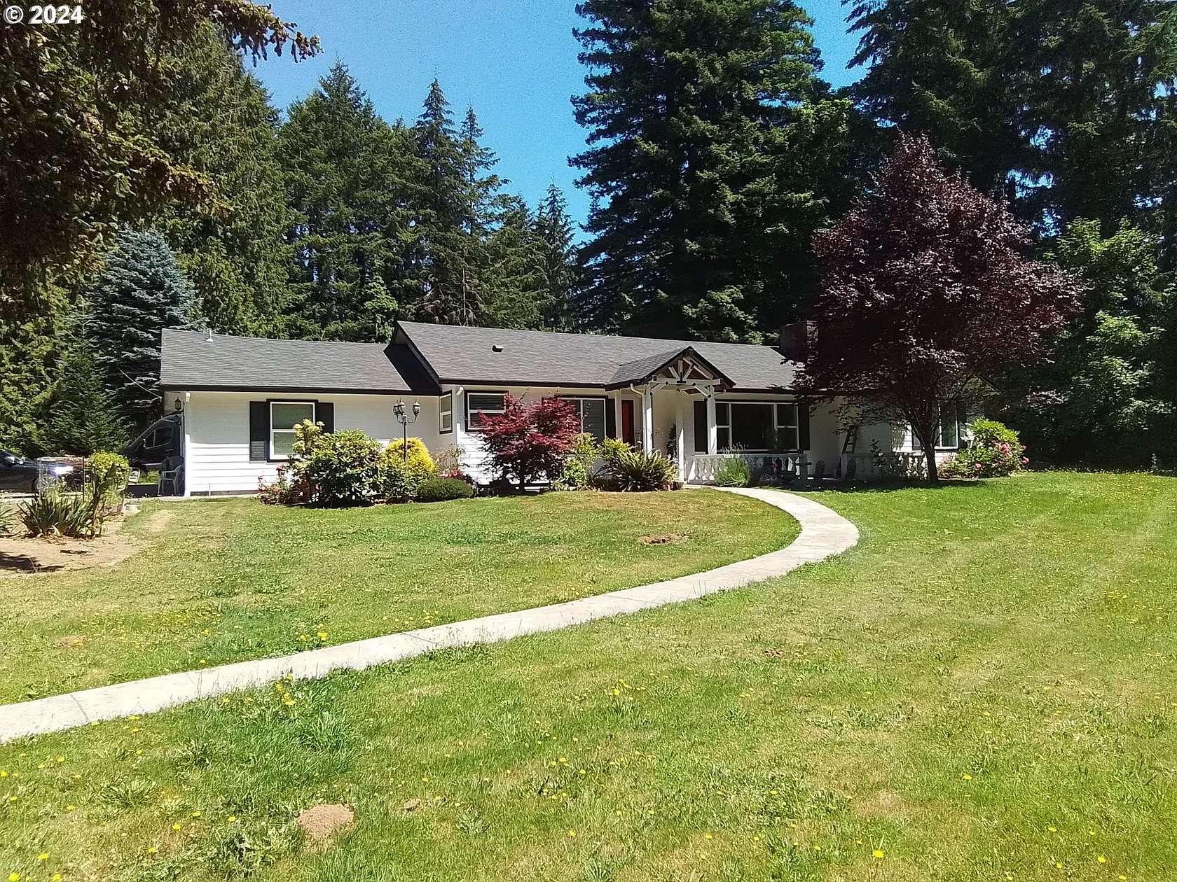 3 Acres of Residential Land with Home for Sale in Battle Ground, Washington