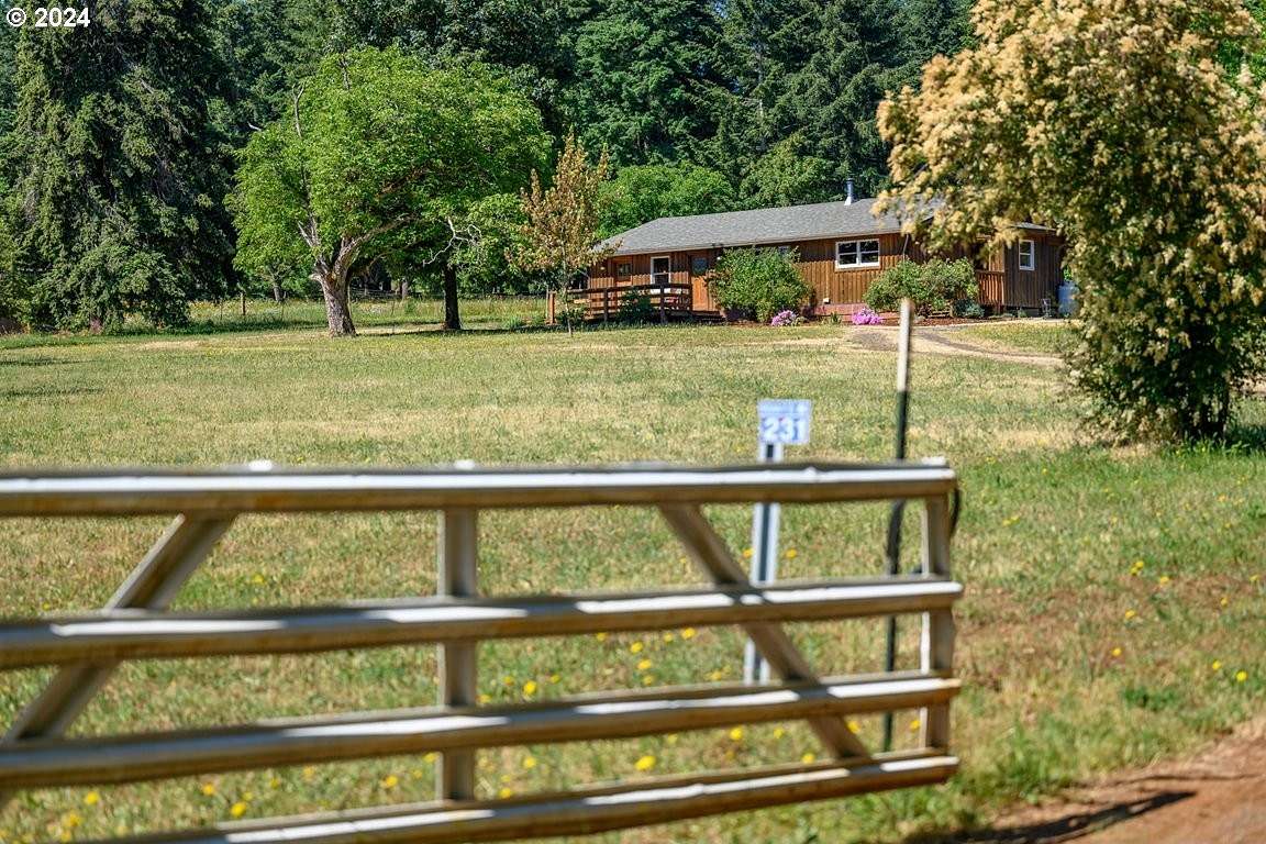 4.7 Acres of Residential Land with Home for Sale in Sheridan, Oregon