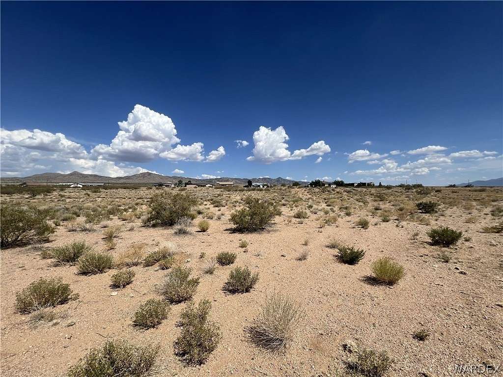 0.93 Acres of Residential Land for Sale in Kingman, Arizona