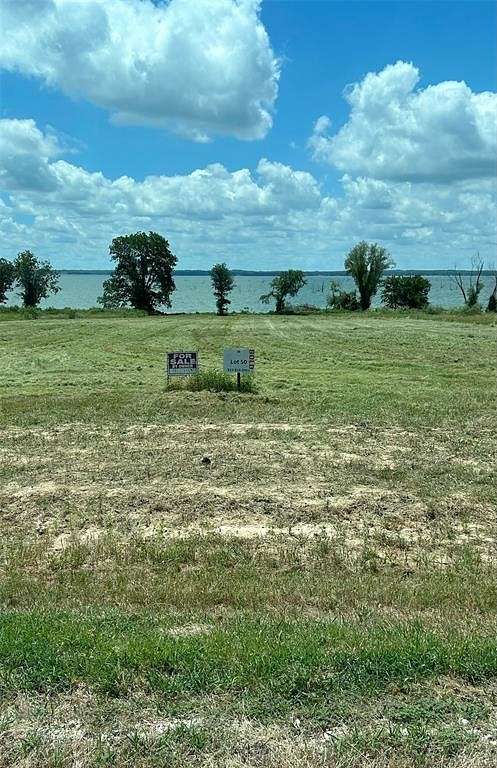 1.5 Acres of Residential Land for Sale in Corsicana, Texas