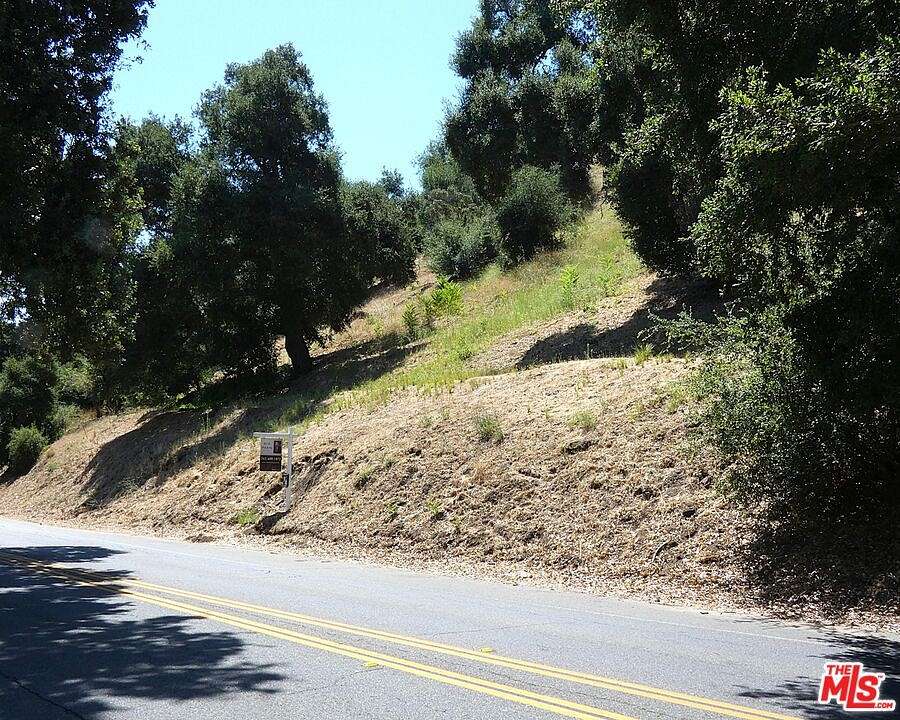 0.483 Acres of Land for Sale in Agoura Hills, California