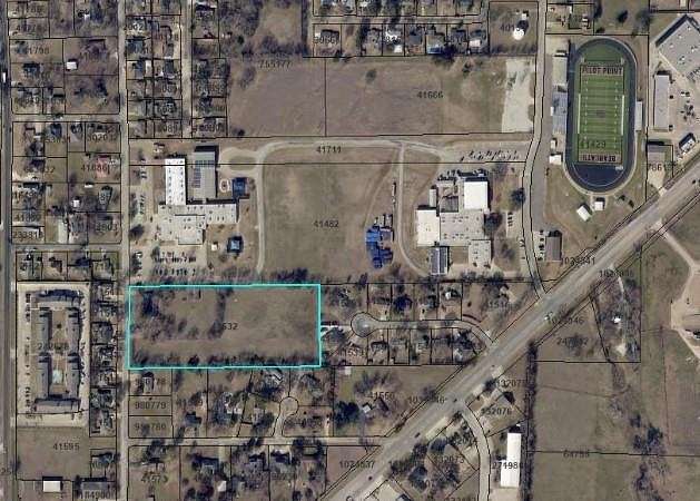 5.042 Acres of Residential Land for Sale in Pilot Point, Texas