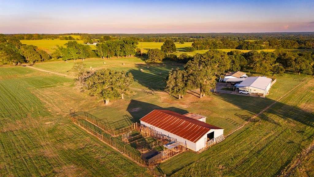 22.99 Acres of Agricultural Land with Home for Sale in Athens, Texas