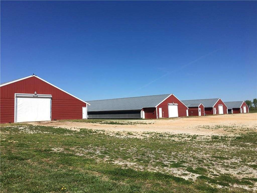 32 Acres of Agricultural Land with Home for Sale in Farmington, Arkansas