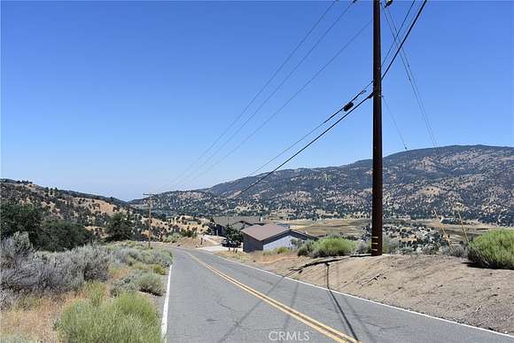 10.23 Acres of Land for Sale in Bear Valley Springs, California