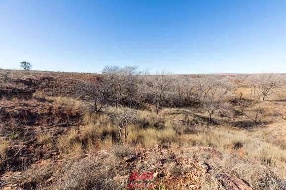 320 Acres of Recreational Land & Farm for Sale in Memphis, Texas