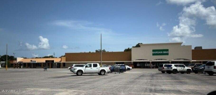 5.11 Acres of Improved Commercial Land for Sale in Biloxi, Mississippi