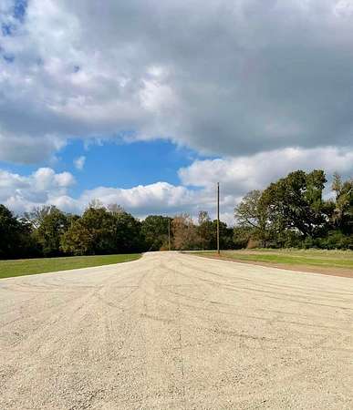 10.5 Acres of Recreational Land for Sale in Oakwood, Texas