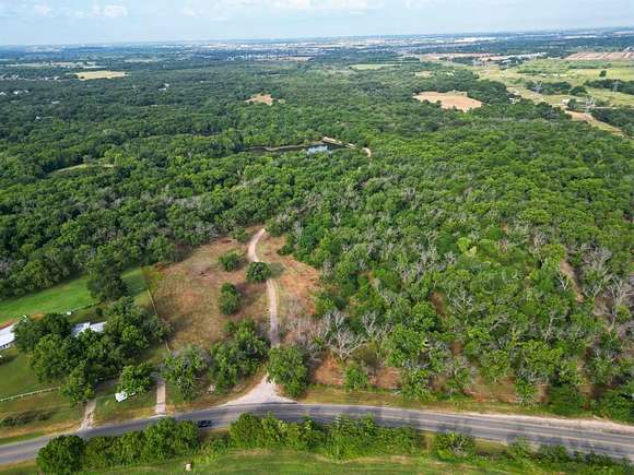 112.561 Acres of Land for Sale in Fort Worth, Texas