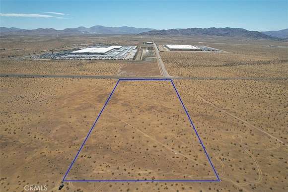 12.93 Acres of Land for Sale in Apple Valley, California