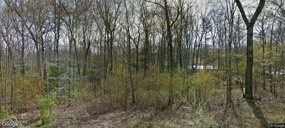 0.33 Acres of Residential Land for Sale in Crossville, Tennessee