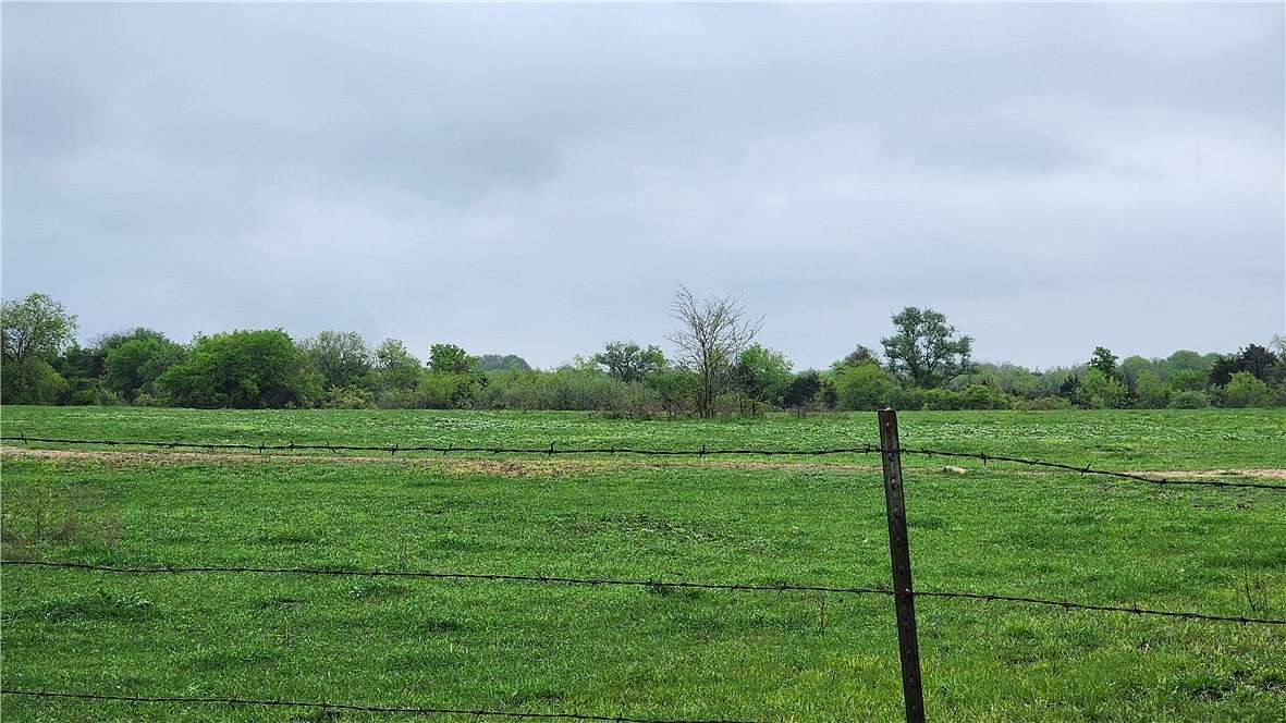 5 Acres of Land for Sale in Waco, Texas