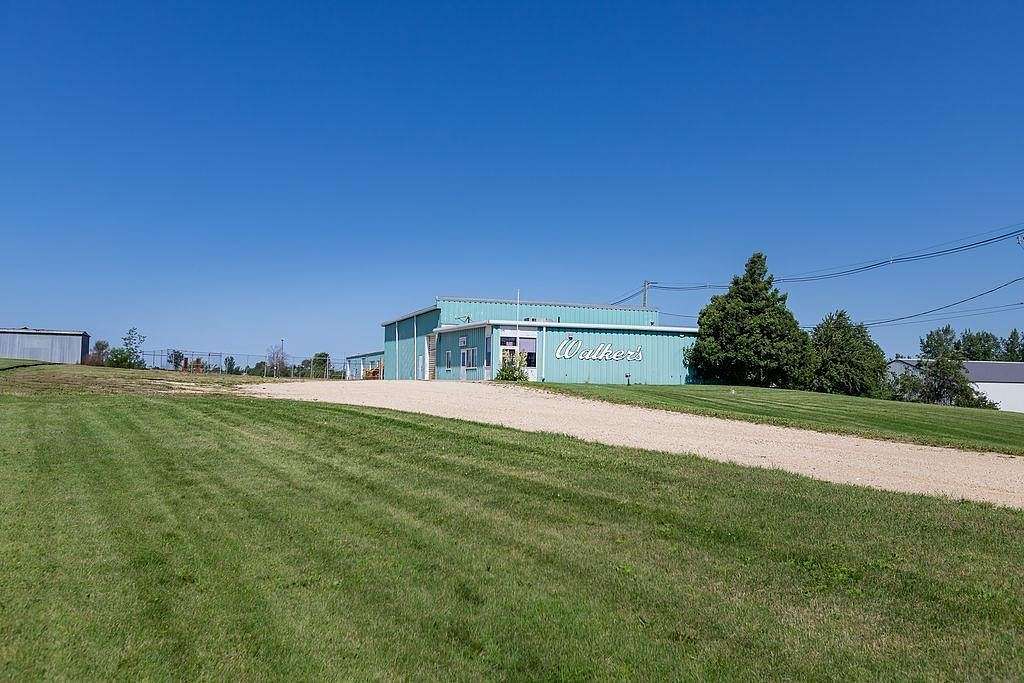 19.65 Acres of Improved Commercial Land for Sale in Waverly, Iowa