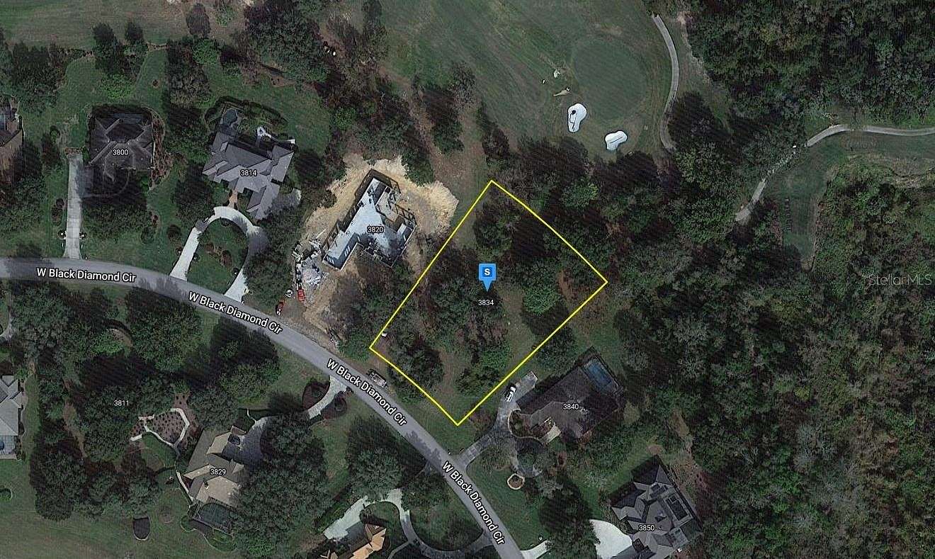 0.94 Acres of Land for Sale in Lecanto, Florida