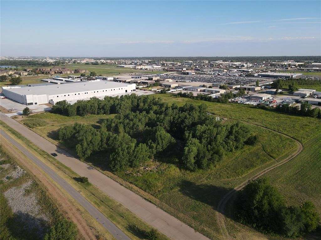 14.308 Acres of Commercial Land for Sale in Oklahoma City, Oklahoma