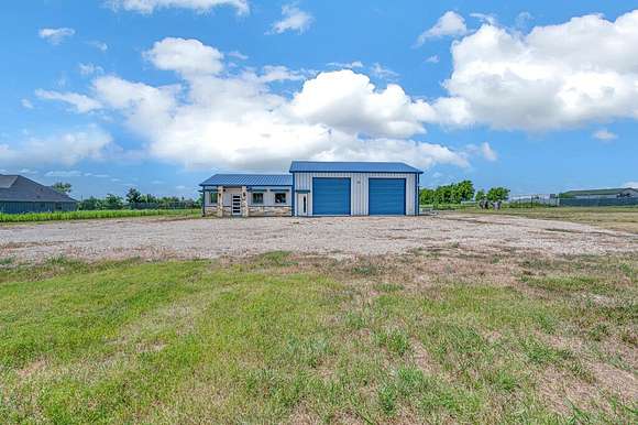 4.5 Acres of Improved Commercial Land for Sale in China Springs, Texas