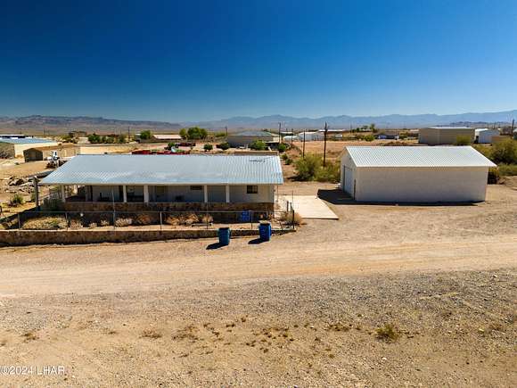 2.17 Acres of Residential Land with Home for Sale in Lake Havasu City, Arizona