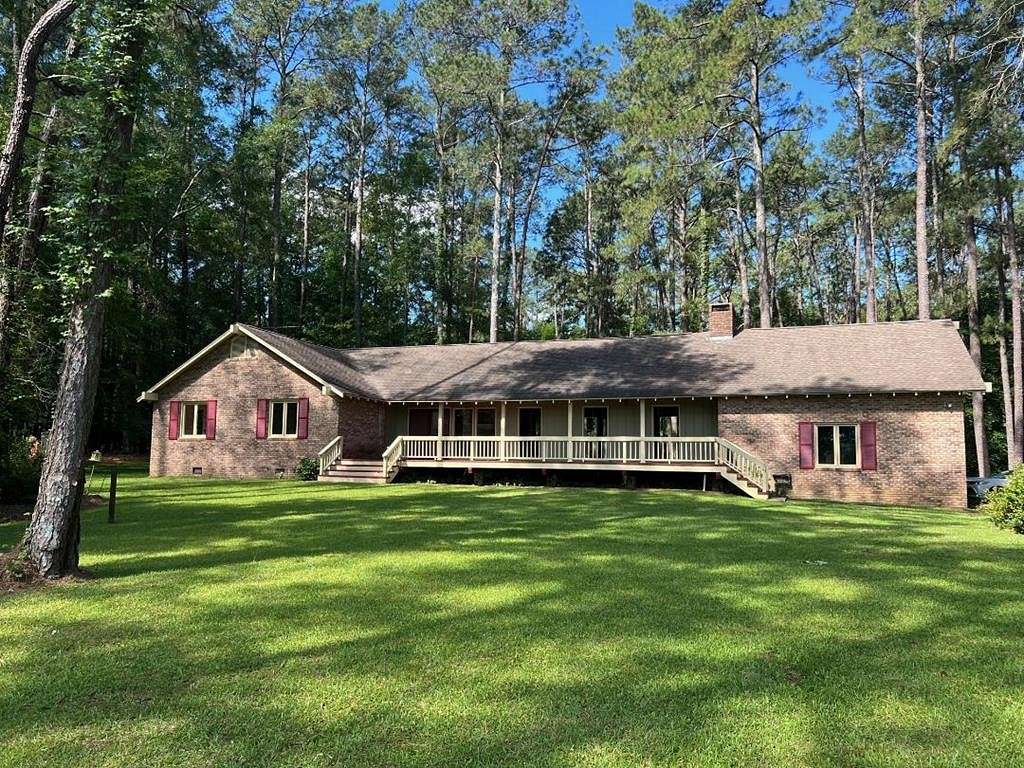 13.25 Acres of Land with Home for Sale in Cairo, Georgia