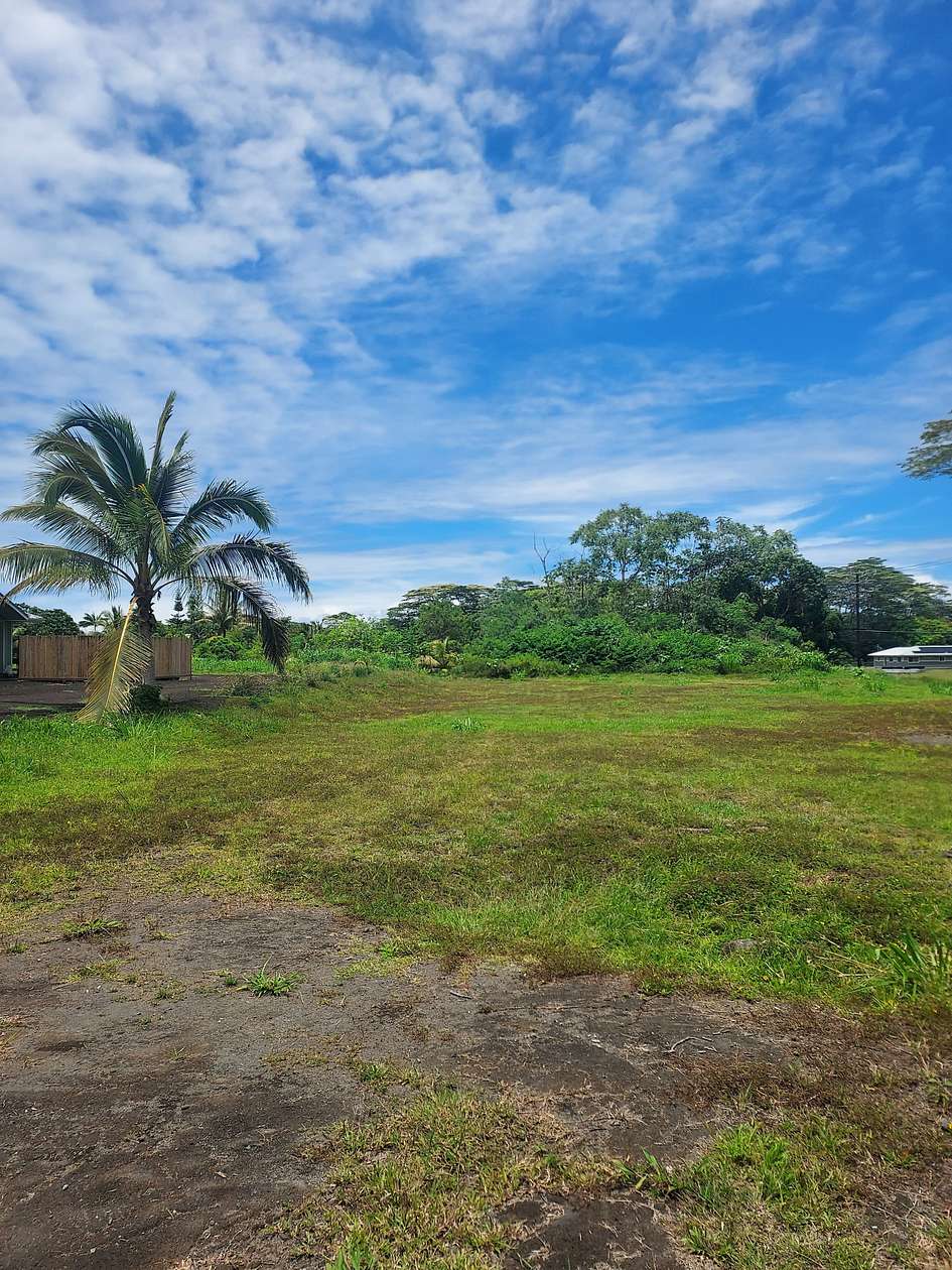 1 Acre of Land for Sale in Keaau, Hawaii