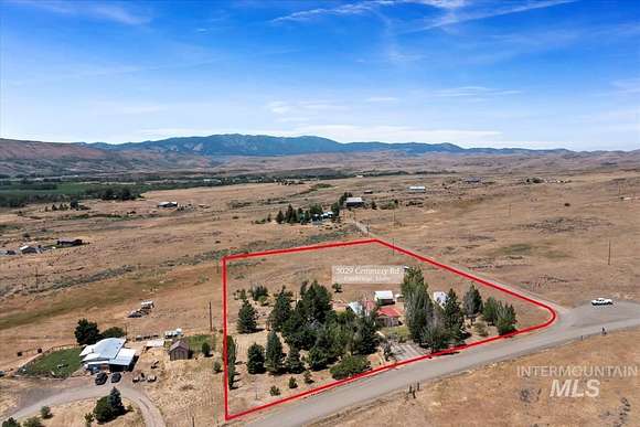 5.13 Acres of Residential Land with Home for Sale in Cambridge, Idaho