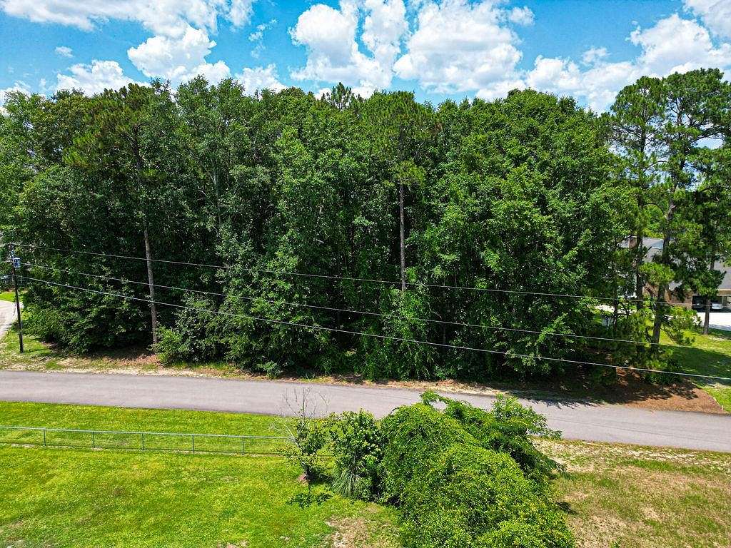0.97 Acres of Residential Land for Sale in Sumter, South Carolina