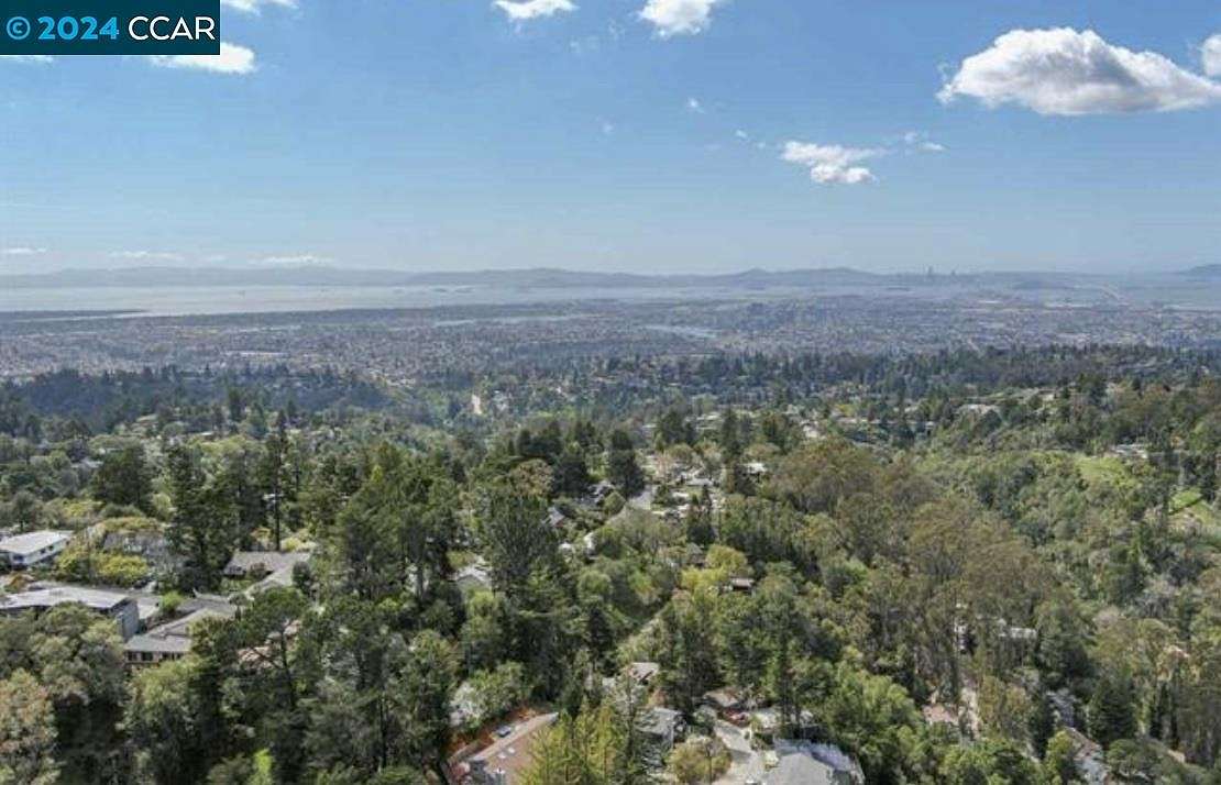 Residential Land for Sale in Oakland, California