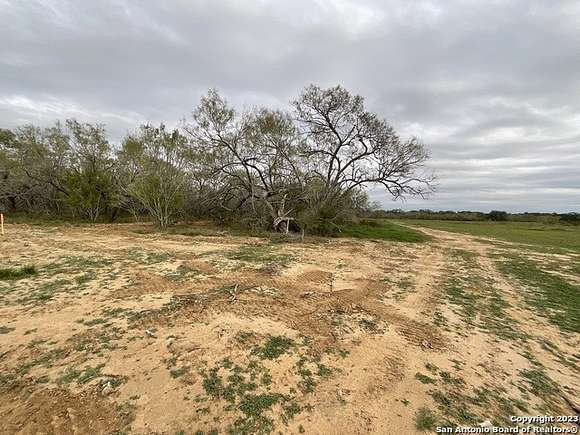 1.039 Acres of Residential Land for Sale in Leming, Texas