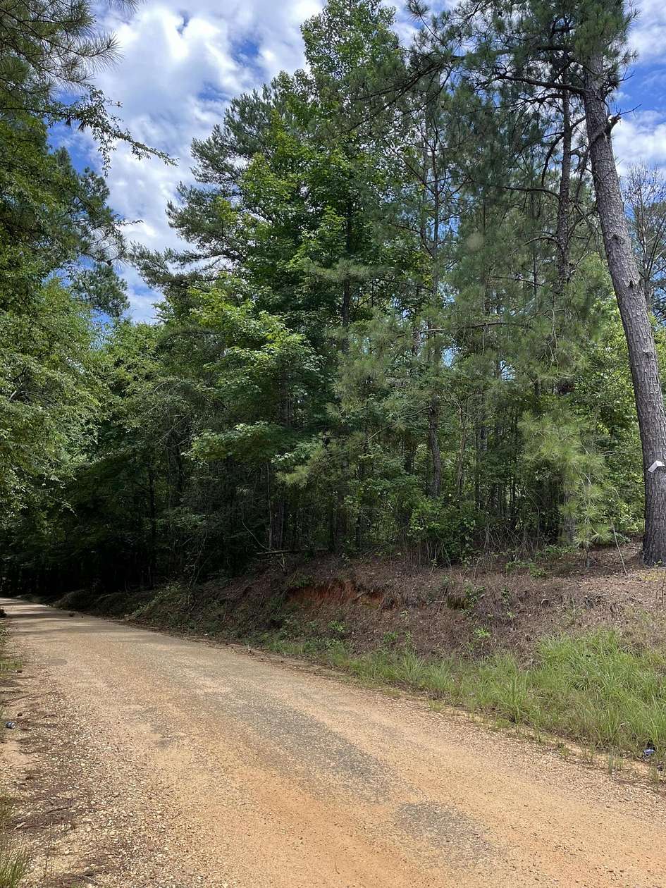 5.13 Acres of Residential Land for Sale in Monticello, Mississippi