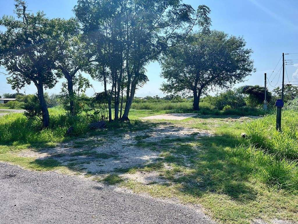 0.21 Acres of Residential Land for Sale in Rockport, Texas