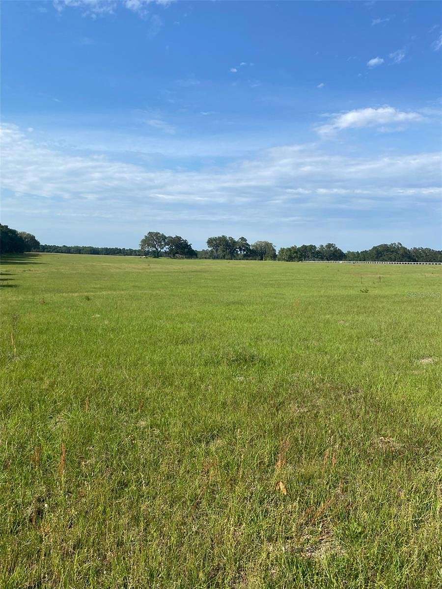 11.34 Acres of Land for Sale in Morriston, Florida