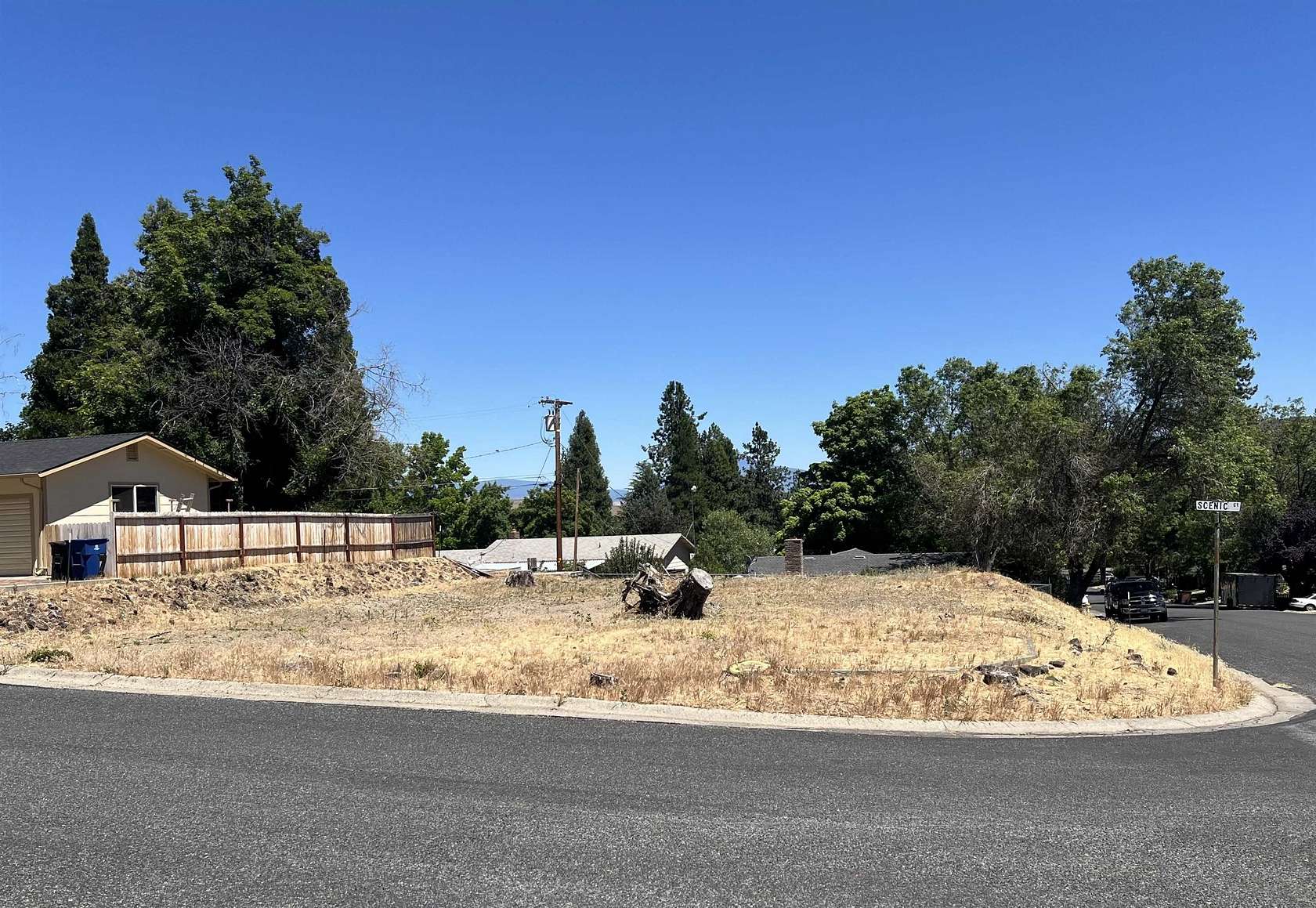 0.23 Acres of Residential Land for Sale in Yreka, California