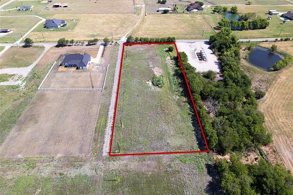 2 Acres of Residential Land for Sale in Krum, Texas