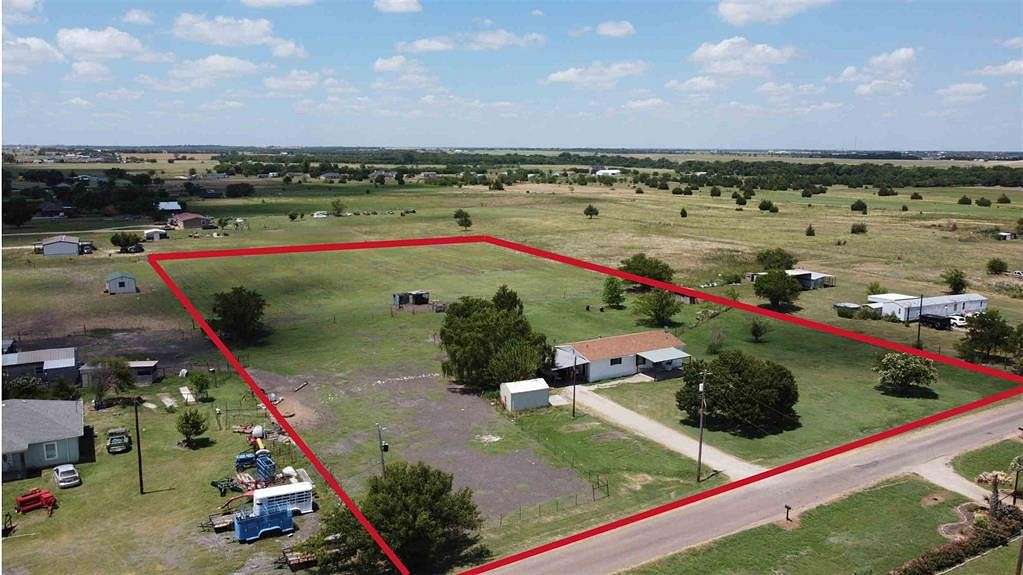 4.22 Acres of Residential Land with Home for Sale in Waxahachie, Texas