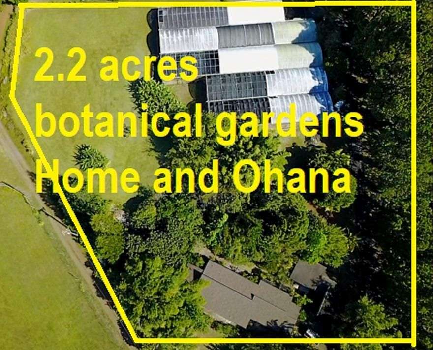 2.267 Acres of Residential Land with Home for Sale in Haʻikū, Hawaii
