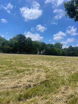 1.03 Acres of Land for Auction in Greensburg, Kentucky