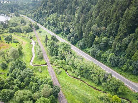 3.33 Acres of Commercial Land for Sale in Clatskanie, Oregon