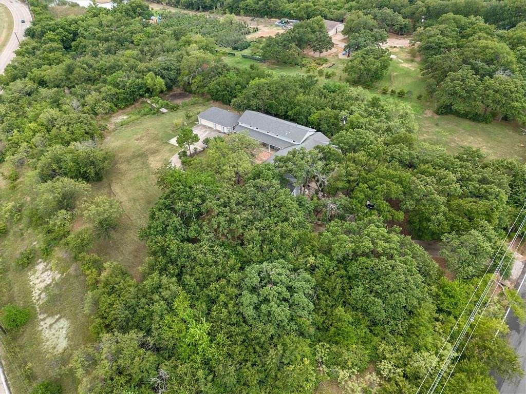 2.3 Acres of Residential Land with Home for Sale in Fort Worth, Texas