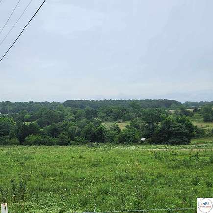 8 Acres of Residential Land for Sale in Warsaw, Missouri