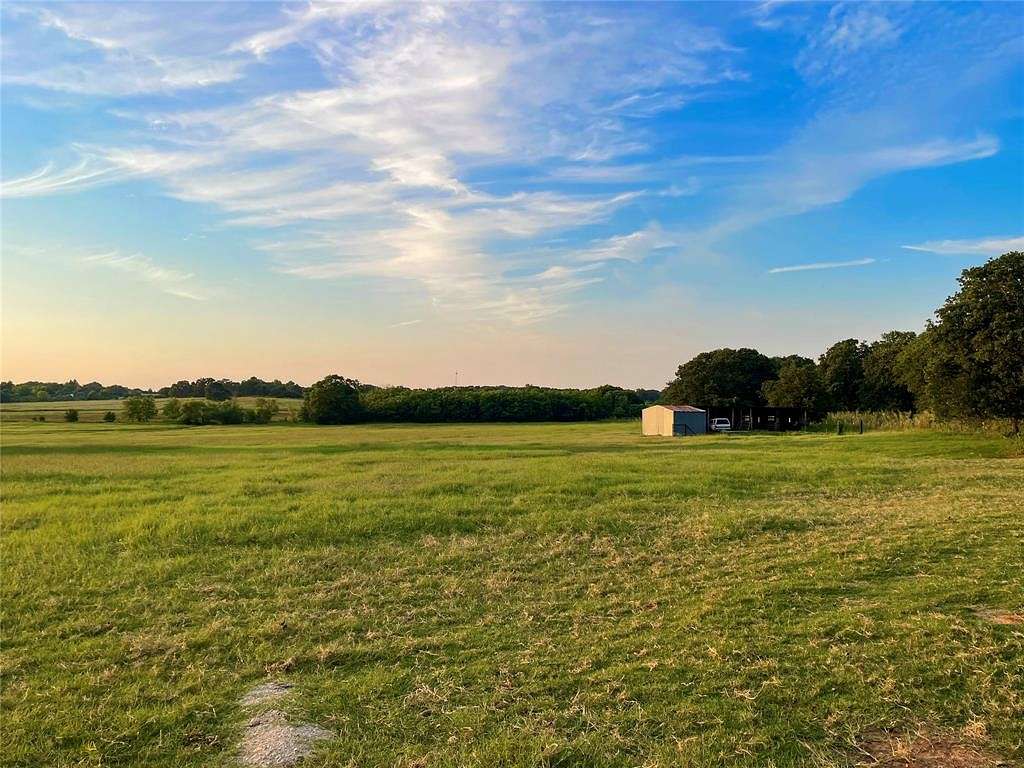 6 Acres of Residential Land for Sale in Cleburne, Texas