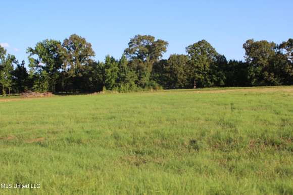 1.89 Acres of Residential Land for Sale in Holly Springs, Mississippi