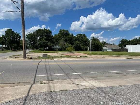 0.757 Acres of Commercial Land for Sale in Ardmore, Oklahoma