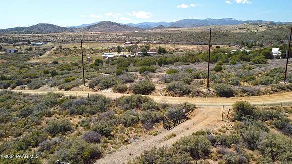 8.22 Acres of Residential Land for Sale in Mayer, Arizona