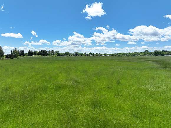 161.67 Acres of Land with Home for Sale in Burns, Oregon