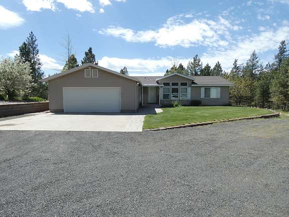 9.77 Acres of Residential Land with Home for Sale in Cheney, Washington