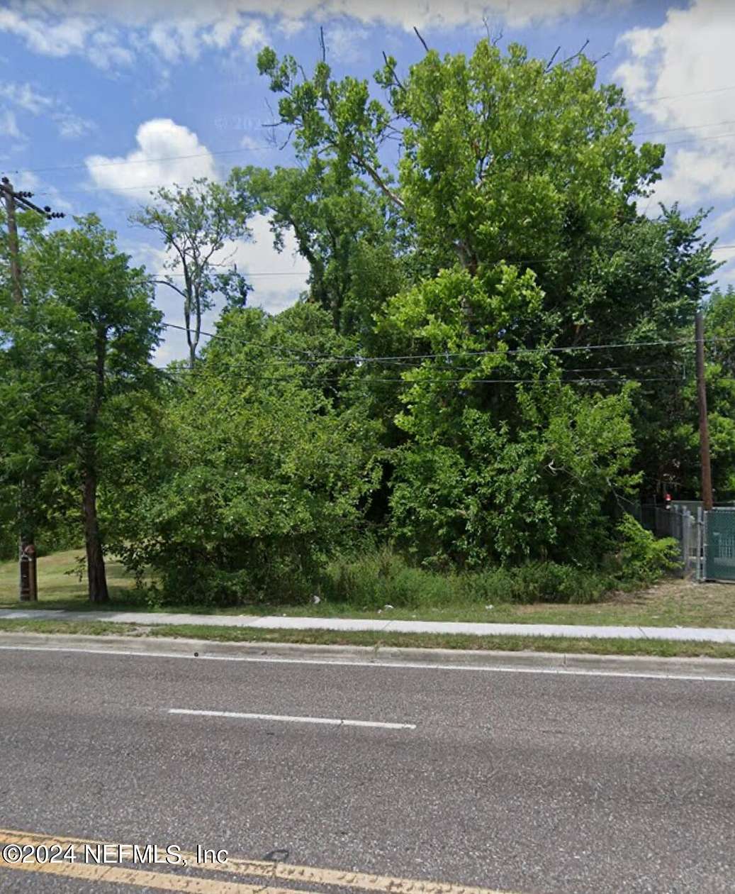 0.87 Acres of Residential Land for Sale in Jacksonville, Florida