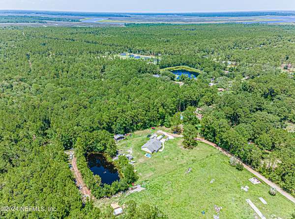 3 Acres of Residential Land with Home for Sale in Jacksonville, Florida