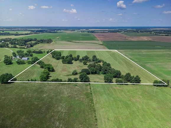 30 Acres of Land for Sale in Golden City, Missouri