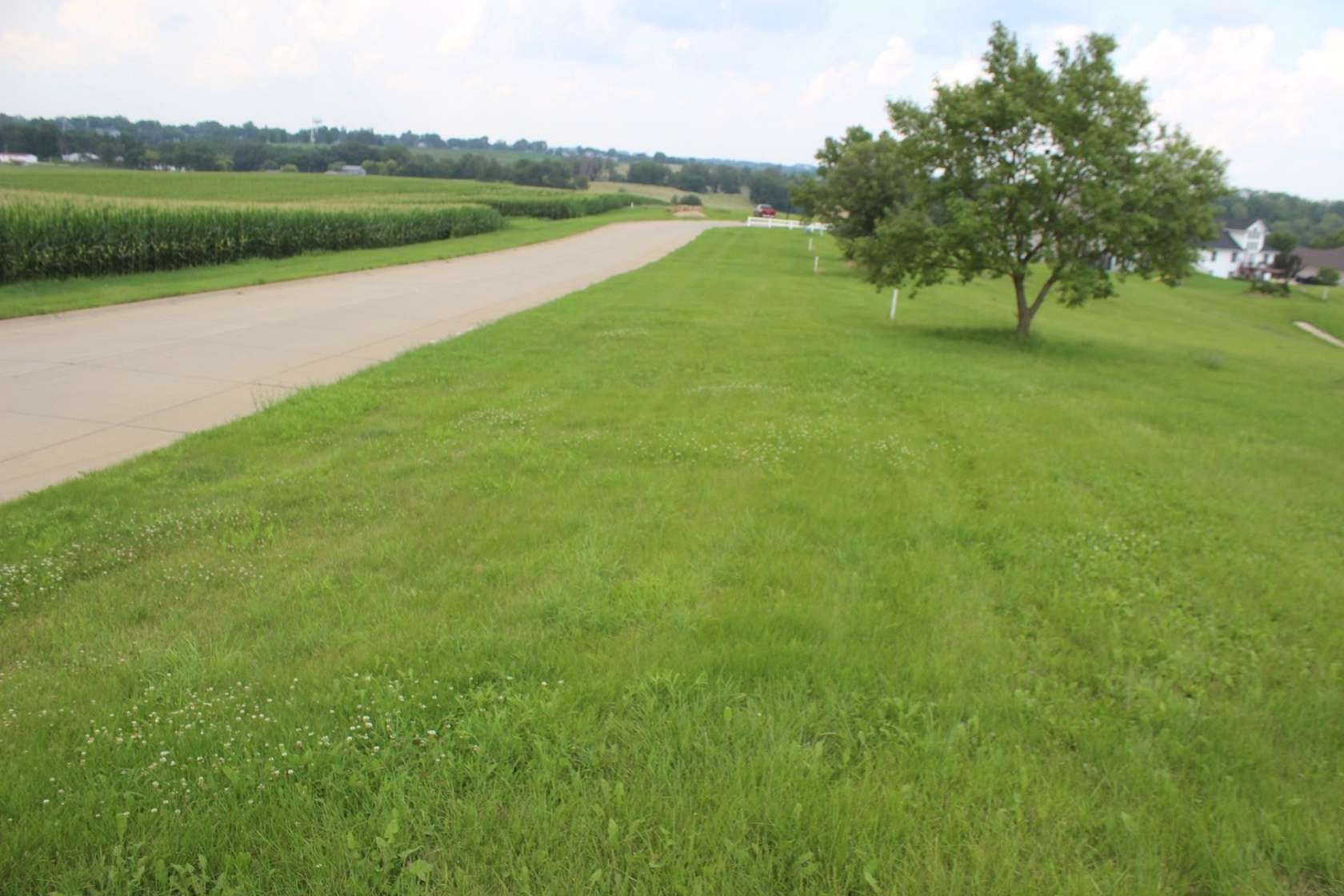 0.33 Acres of Residential Land for Sale in Maquoketa, Iowa