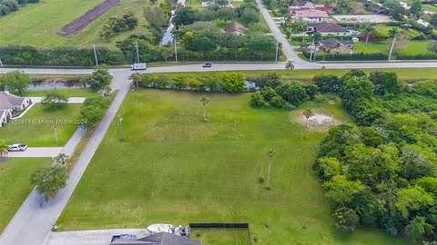 1.01 Acres of Residential Land for Sale in Davie, Florida